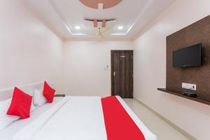 Hotel O Ujjain Engineering College Formerly Ghunghat Garden