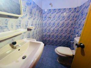 Nishadi Holiday Inn Kataragama