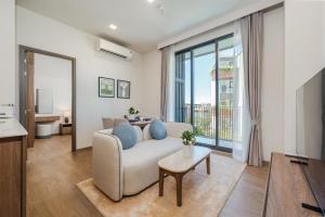 Condo Close to the Beach and City Center