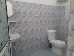 Nishadi Holiday Inn Kataragama