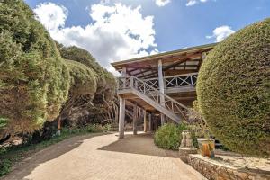 Yallingup Sunsets Timeless Beach Shack and Sea Views