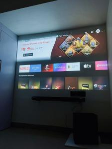 Bright and Airy 2BHK Getaway near SGNP