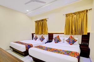 FabHotel Majestic Crest