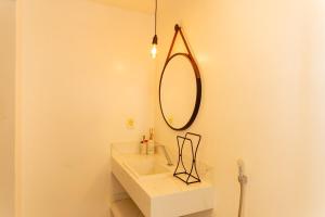 Apto novo ,cozinha equipada, Barra