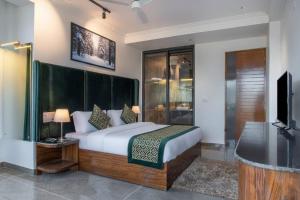 Silver wings Kasauli