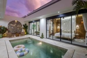 Toscana Boutique Pool Villa Balangan