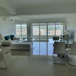 Departamento Fair View Tower Costa Azul, Acapulco