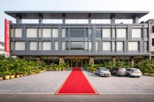 Hotel Park Tree Near IGI Delhi Airport