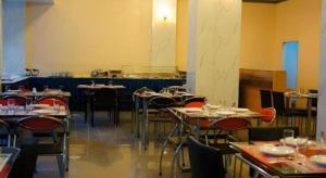 J Two S Pratunam Hotel