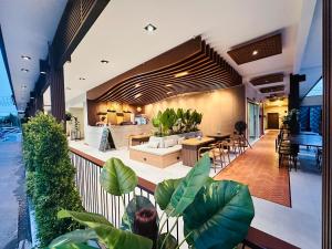 O2 Grand Suvarnabhumi Airport - Free Shuttle from Hotel to Suvarnabhumi Airport