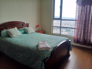 Panoramic view of Quitos north side