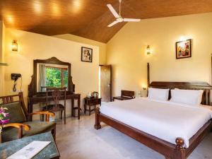 The Sky Imperial Jungle Camp Resort