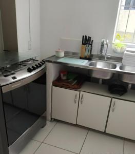 Suítes Barra-Ondina 300 metros da praia, 3 minutos do Circuito