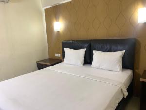 Grand Populer Hotel by Millpro