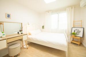 Seoul Itaewon Station 2minute walk # 2 queen size beds # a romantic hotel
