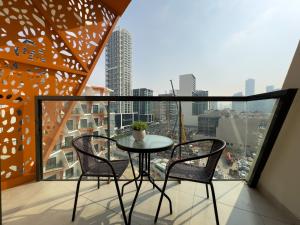 Werova - Urban Living 1BR Apartment in JVC