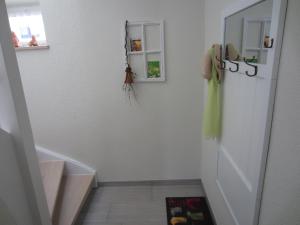 Ferienwohnung Bienwald mit Pool für 4 - 6 Personen mit 3 Schlafzimmern