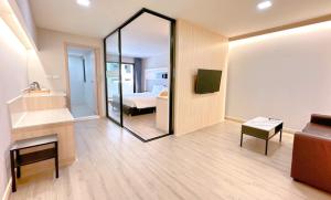 O2 Grand Suvarnabhumi Airport - Free Shuttle from Hotel to Suvarnabhumi Airport