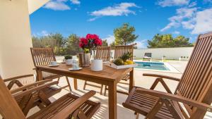 Villa Shaula 1 by Villas Guide