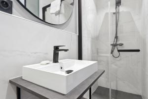 Maisons Alfort 1 Modern flat