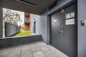 Namysłowska Superior Apartment by BookingHost