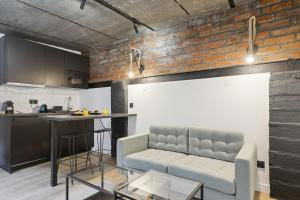 Maisons Alfort 6 Luxurious little house with private garden and Jacuzzi