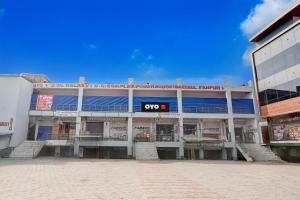 SPOT ON by OYO NEW S.M. Galaxy