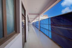 SPOT ON by OYO NEW S.M. Galaxy