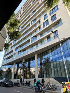 Ms Apartment-Cozy getaway in the Heart of the City