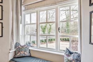 3 Bed in Neath oc-p34366