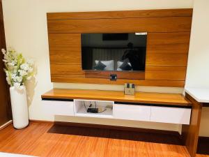 Continental Inn International