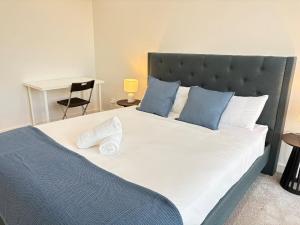 Cozy 3BR Apartment at Waterloo