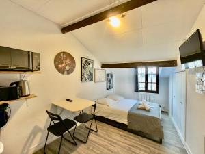 «Studio 2» rue Huchette - DABNB