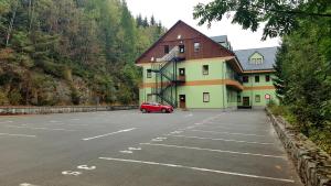 Apartmány Orbit Karlov