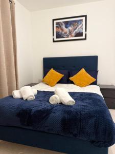 Executive 3-Bed 2-Bath Apartment Central London