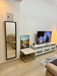 elkhan plaza 1303