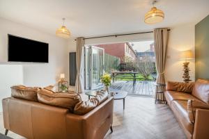 3 Bed in Swansea oc-m34489