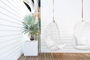 Bask & Stow I Luxe Guesthouse