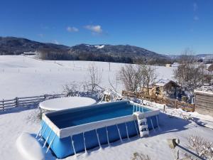 Komplettes Wellnesshaus mit freiem Blick