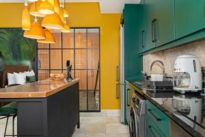 Entire Apartment in Cape Town City Centre