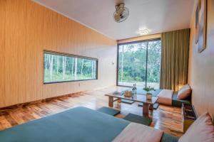 Blue Diamond Retreat