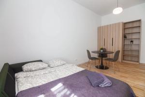 Cozy 2-Bedroom Oasis in Riga