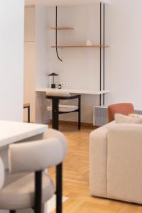 Museum Family 3BR Apartment by UPSTREET