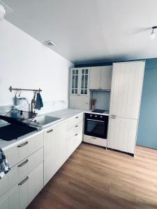 2 bedroom house Croix Centre