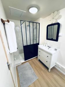 2 bedroom house Croix Centre