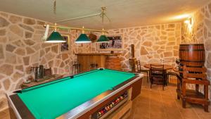 Villa Olive by Villas Guide