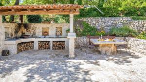 Villa Olive by Villas Guide