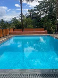 Khao Lak - Loft Suite with 2 king size beds, bathroom with bathtub