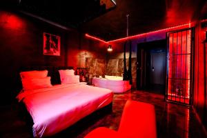 Fantasy Apartments Jacuzzi Bucharest