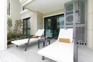 The Title Legendary Bangtao by Beringela